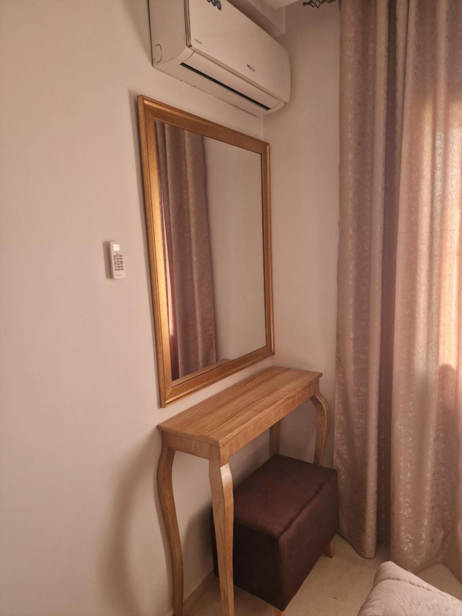 La Perle Bleue Apartment *