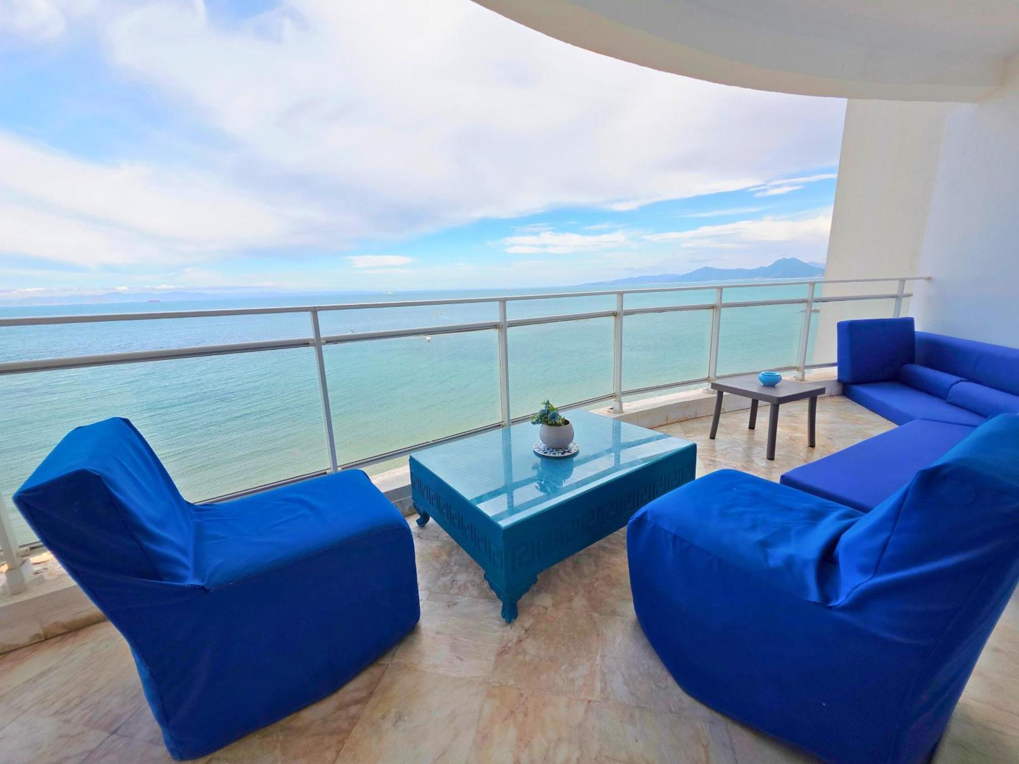 La Perle Bleue Apartment *